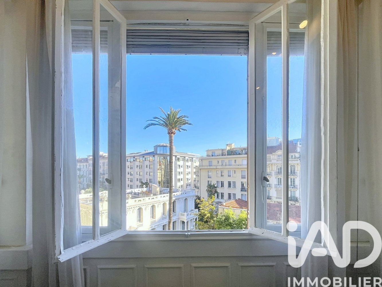 Property photo in Carre d'Or