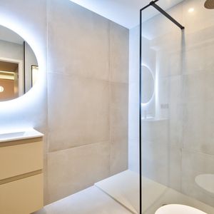 Property in Carre d'Or