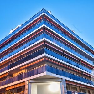 Property in Carre d'Or