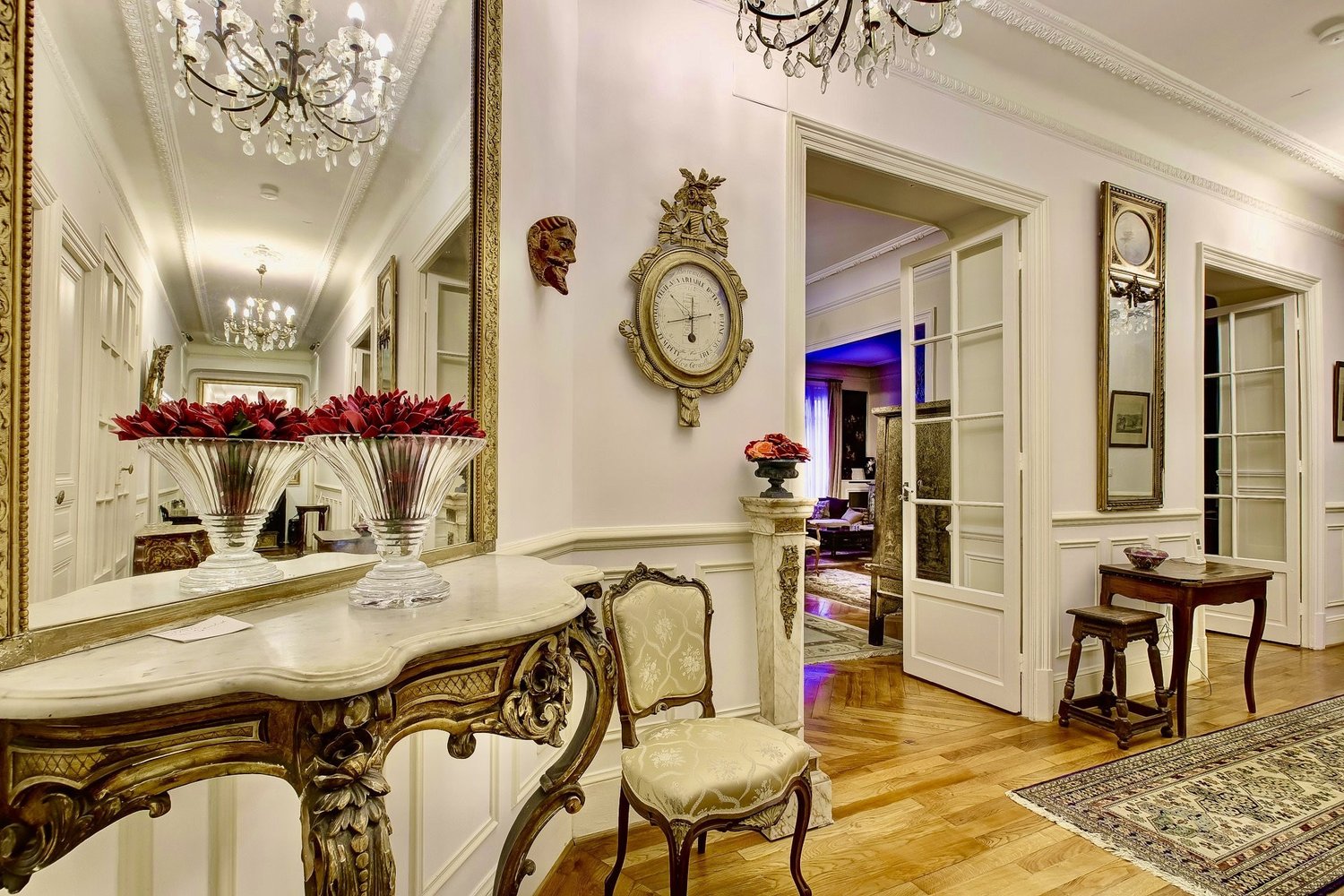 Property photo in Carre d'Or