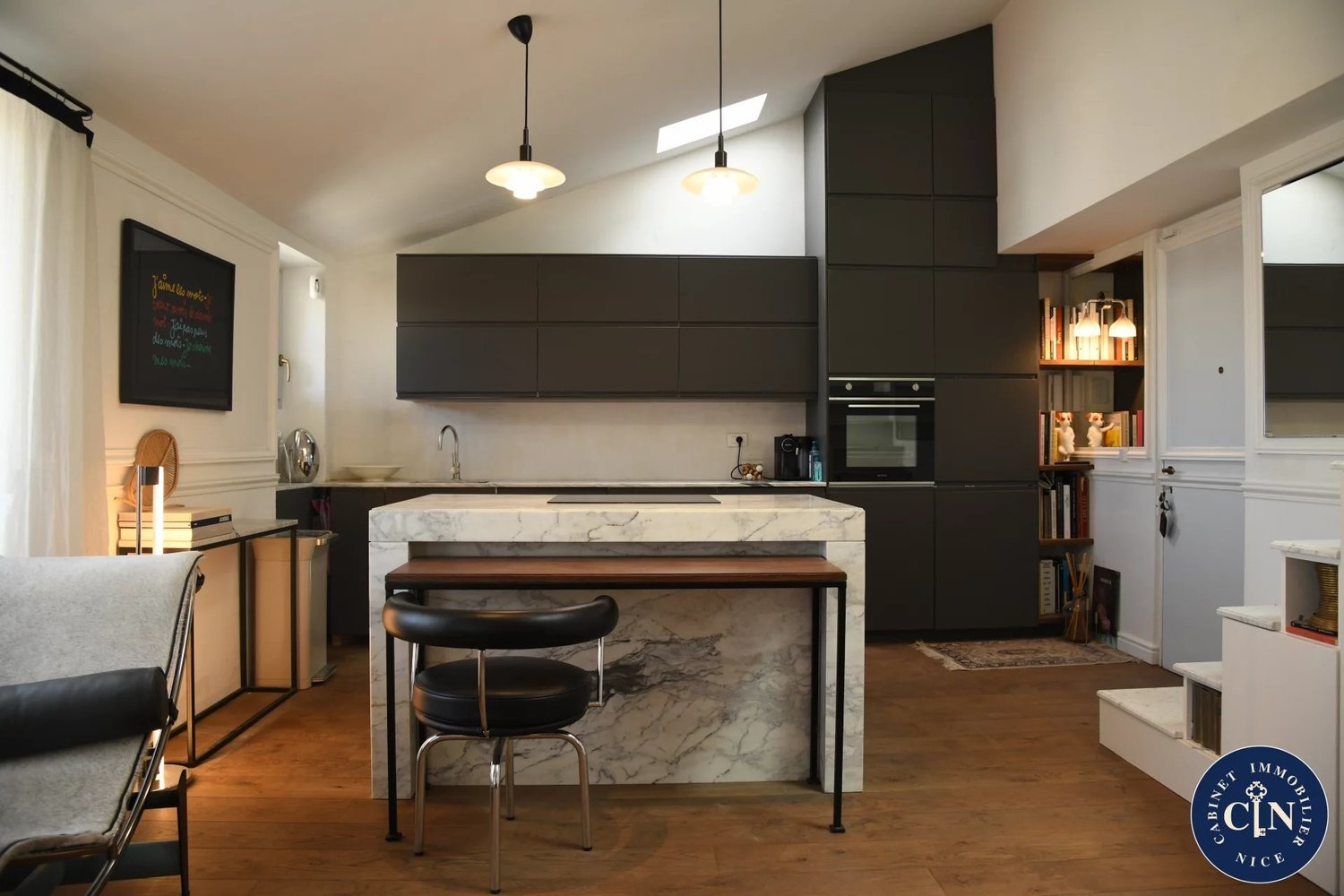 Property photo in Carre d'Or