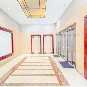 Property in Carre d'Or