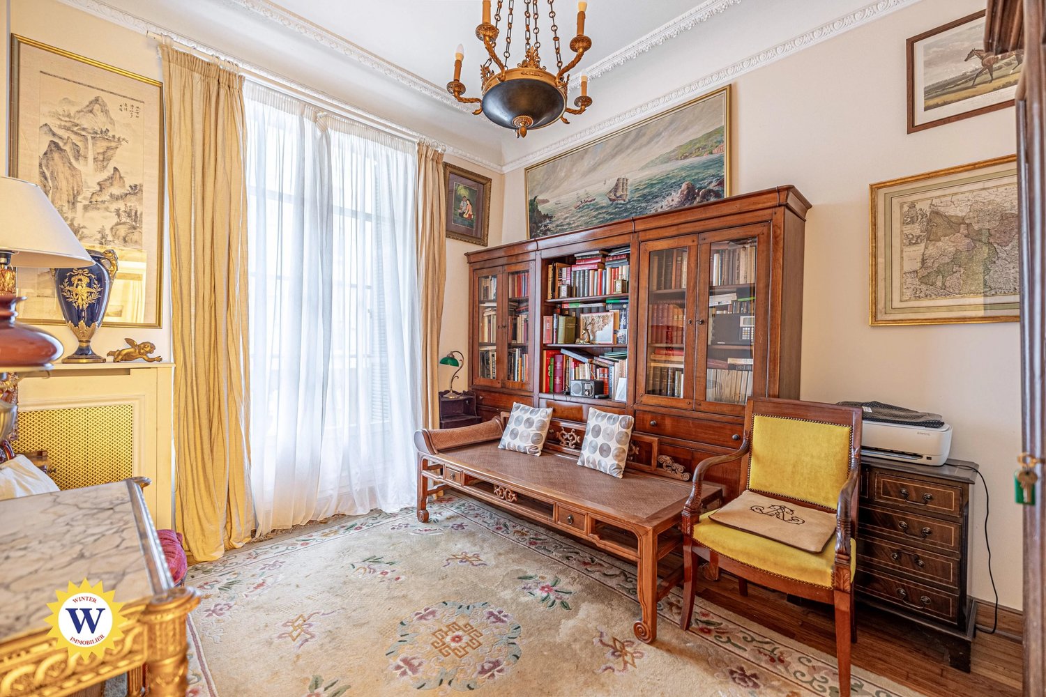 Property photo in Carre d'Or