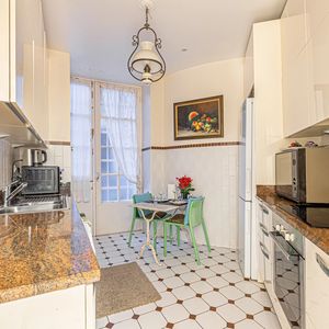 Property in Carre d'Or