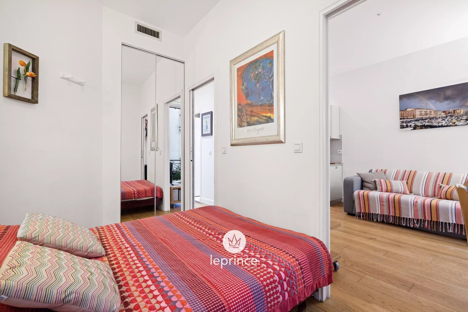 Property photo in Carre d'Or