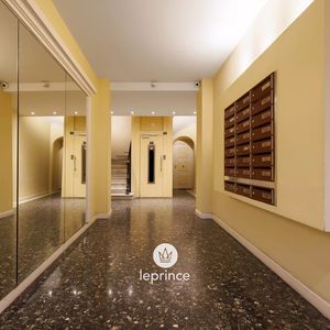 Property in Carre d'Or