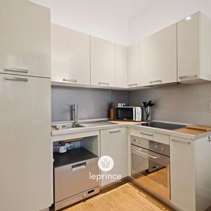 Property in Carre d'Or