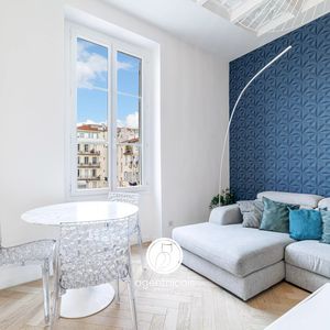 Property in Carre d'Or