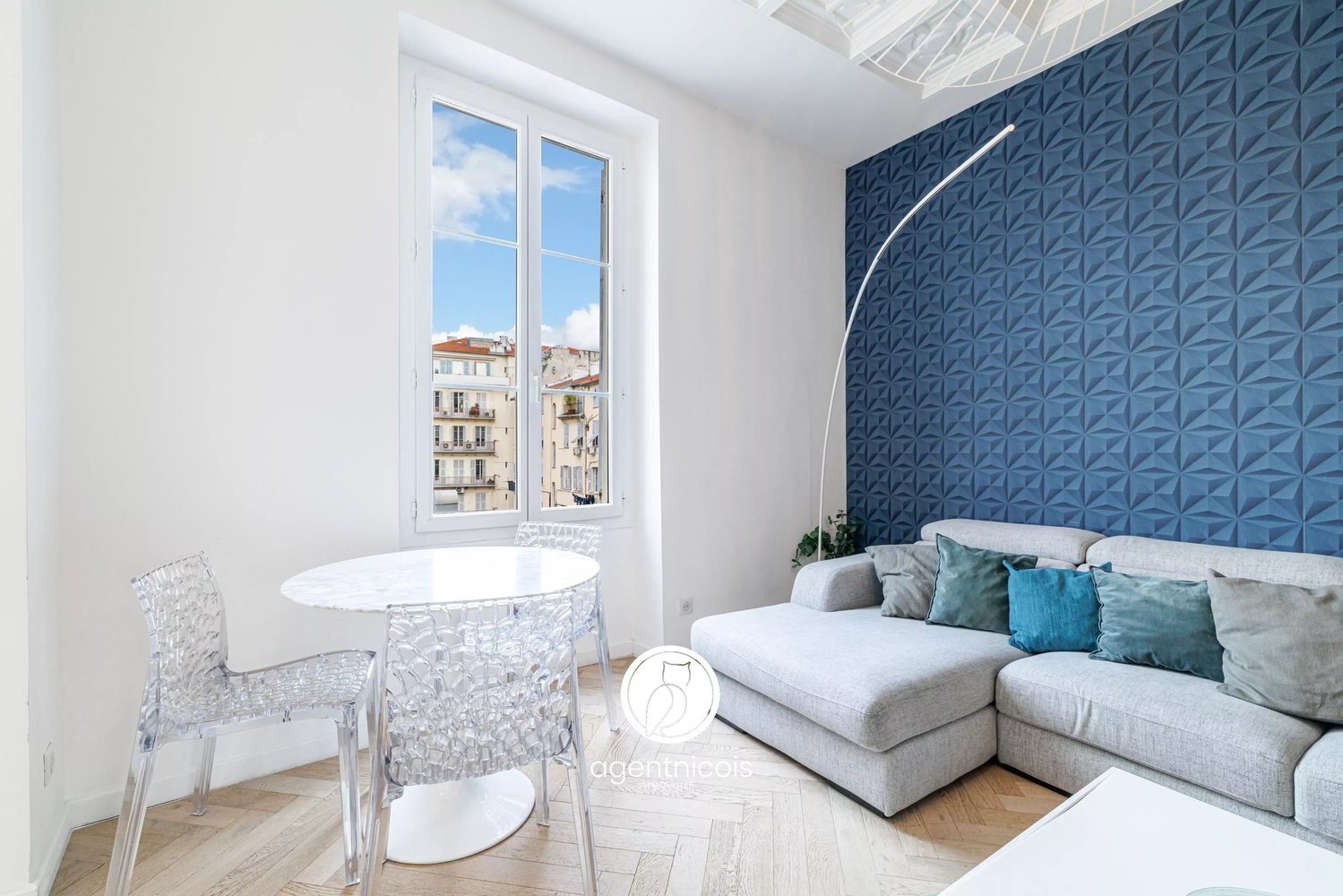 Property photo in Carre d'Or