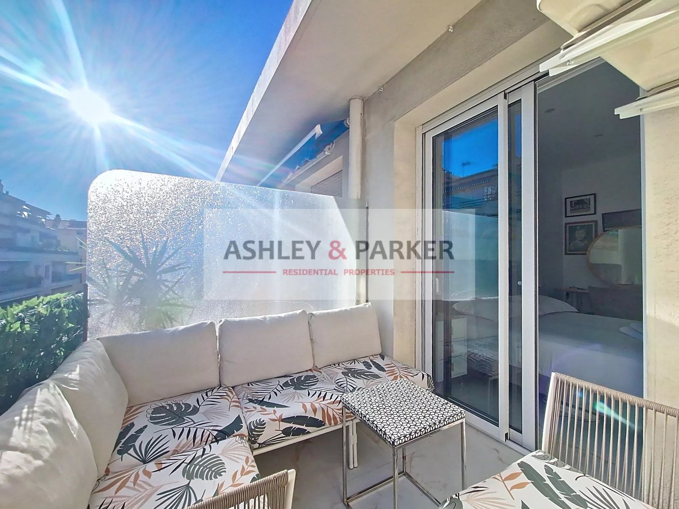 Property photo in Carre d'Or