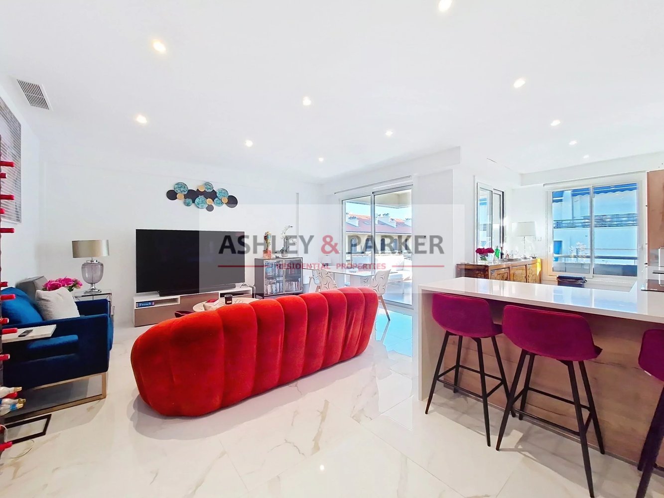 Property photo in Carre d'Or