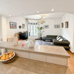 Property in Musicians Quarter