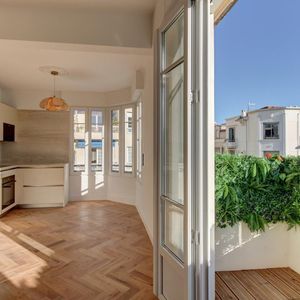 Property in Musicians Quarter