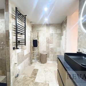 Property in Musicians Quarter