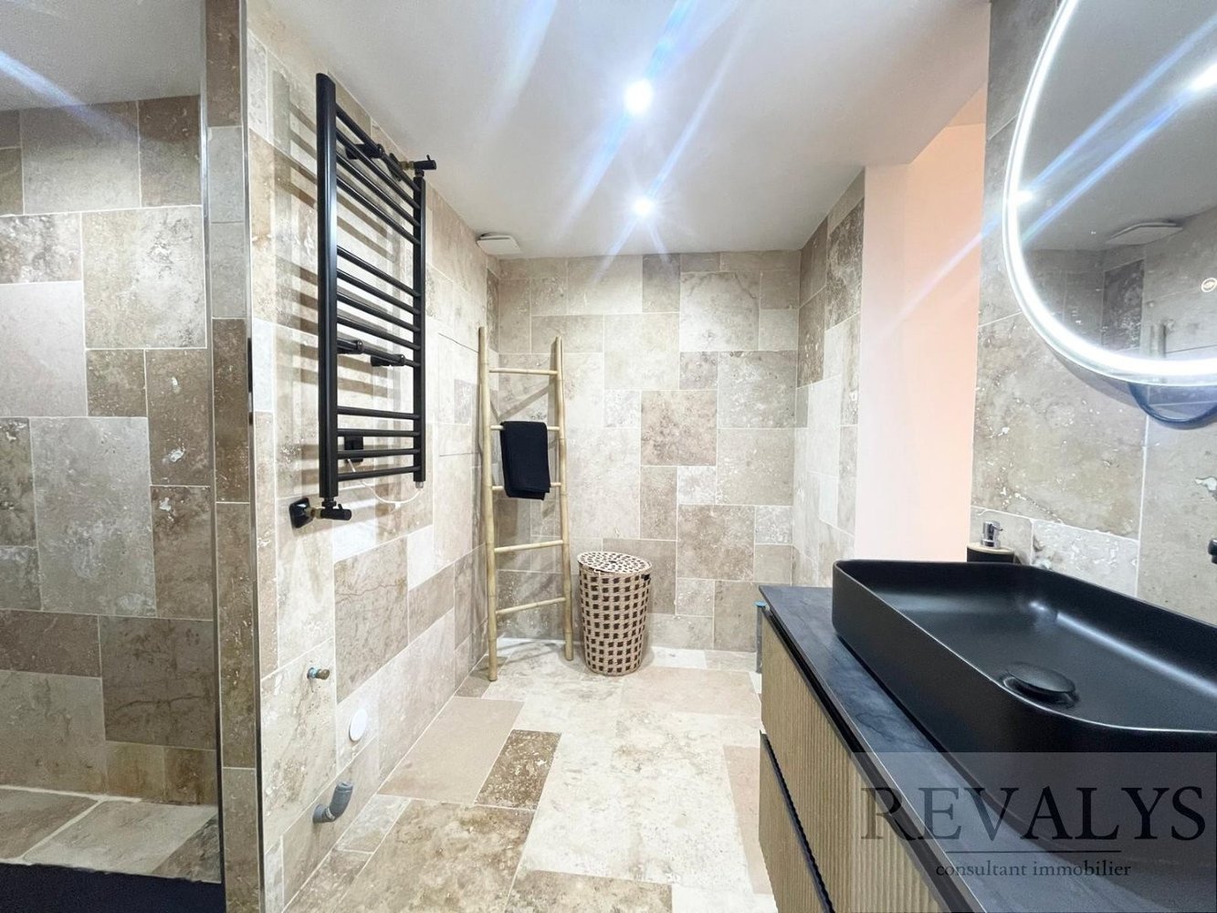 Property photo in Musicians Quarter