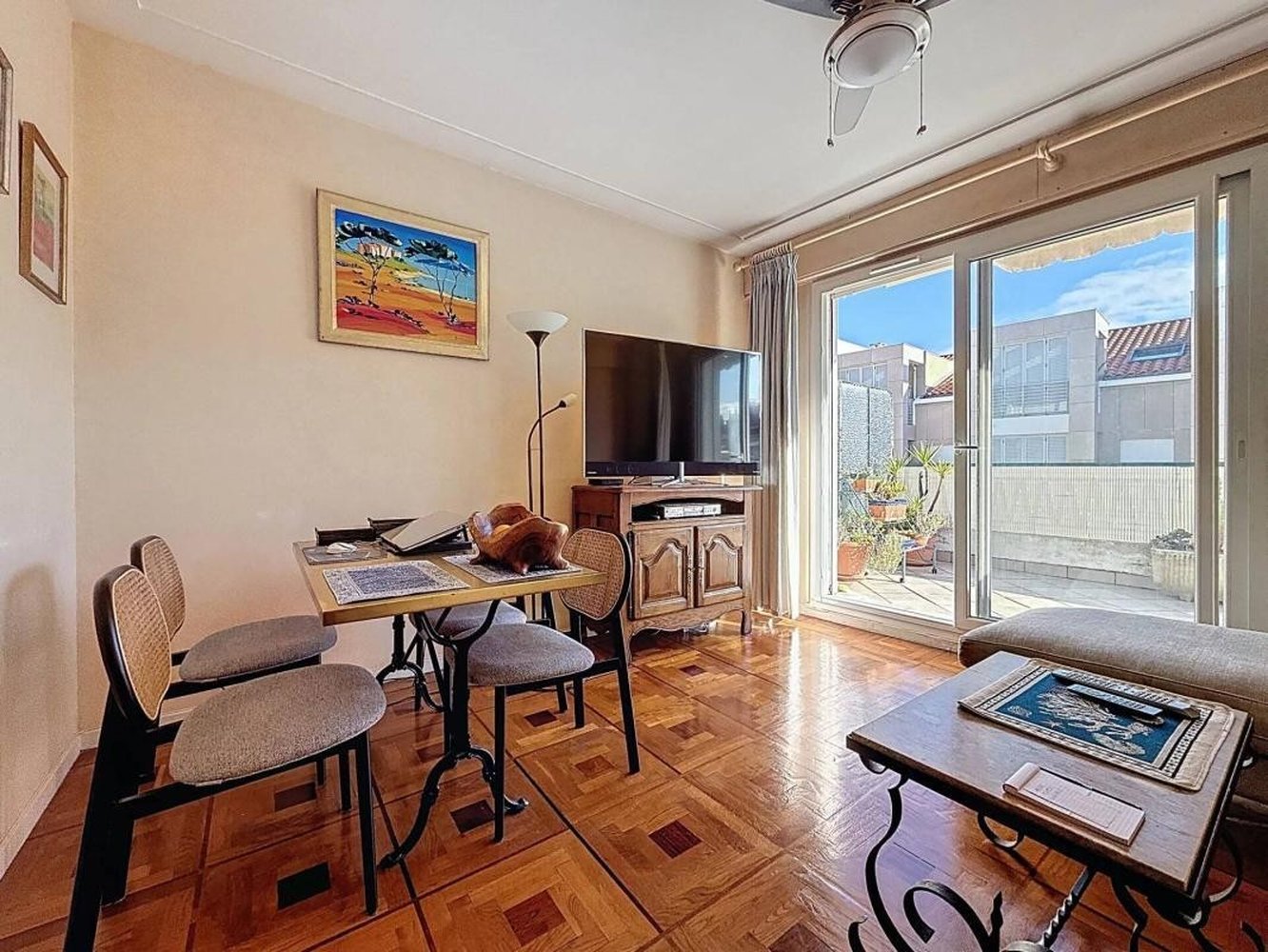 Property photo in Musicians Quarter