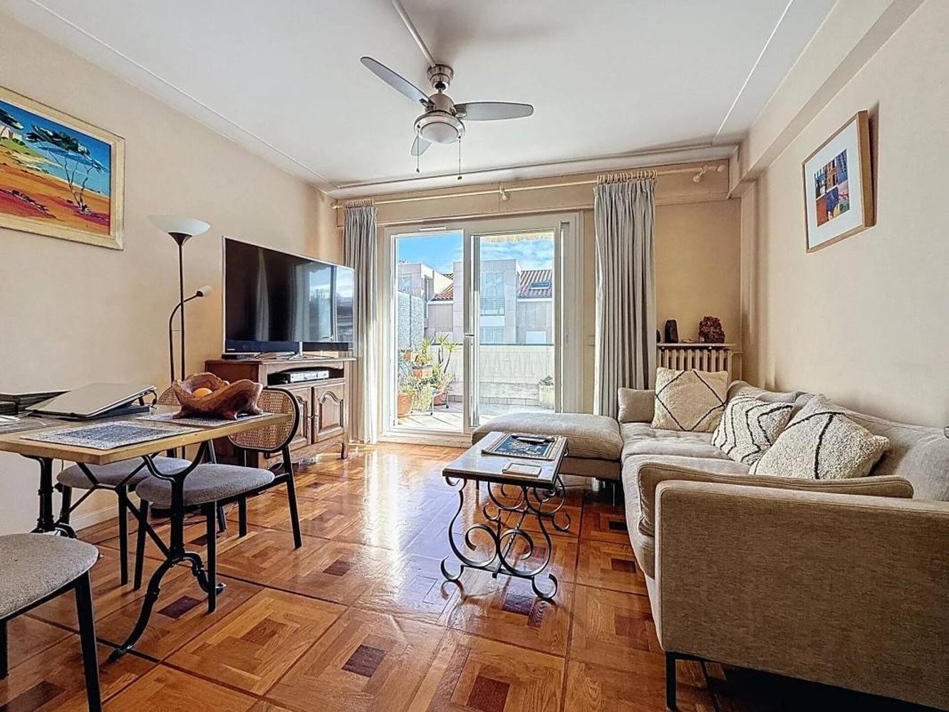 Property photo in Musicians Quarter