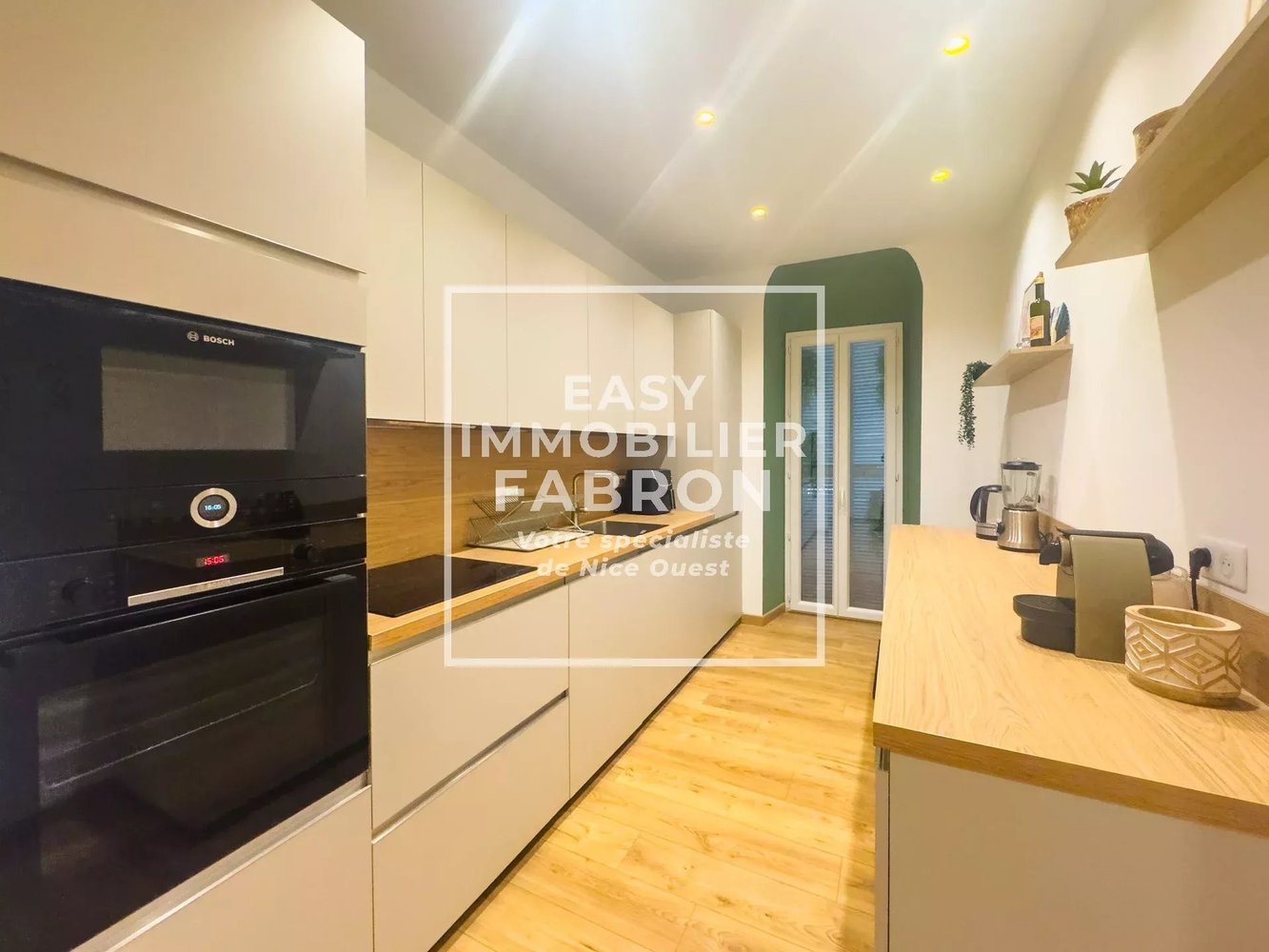 Property photo in Port