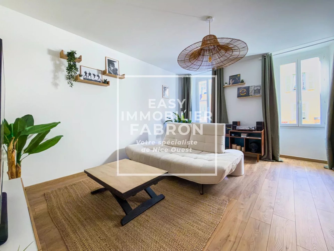 Property photo in Port