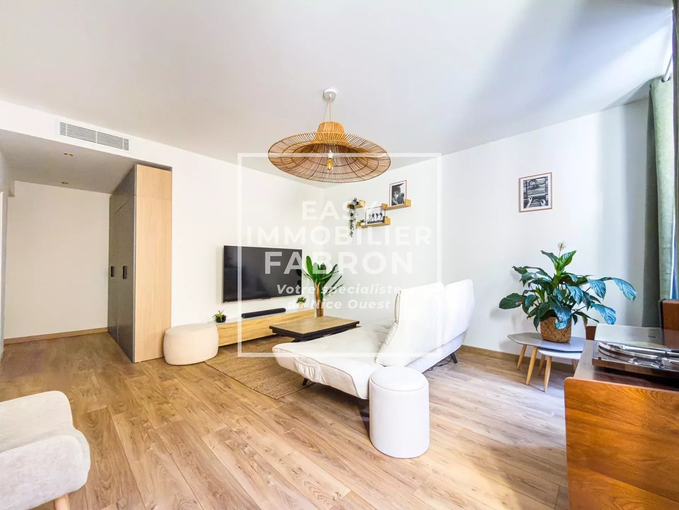 Property photo in Port