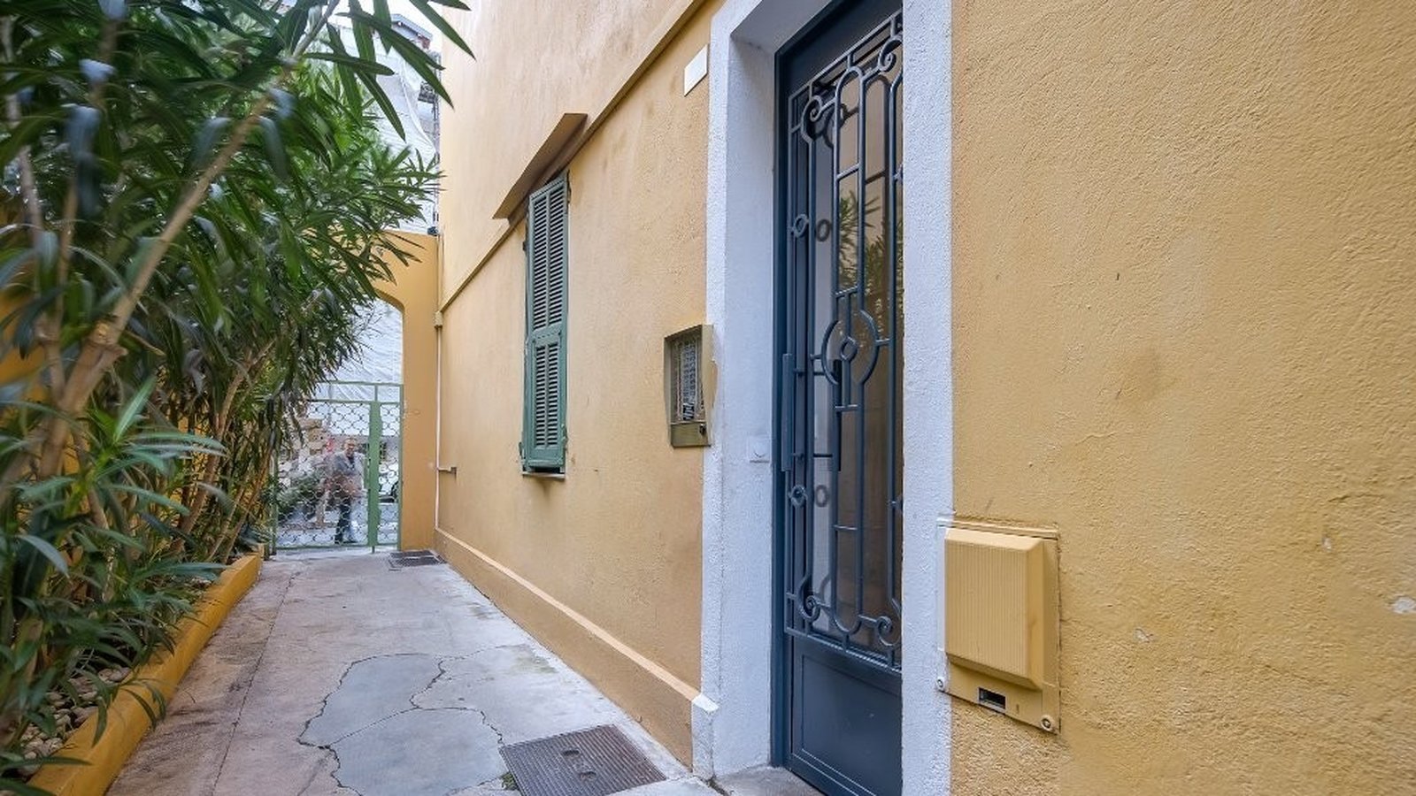 Property photo in Port