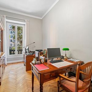 Property in Carre d'Argent