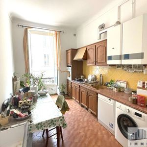 Property in Carre d'Argent