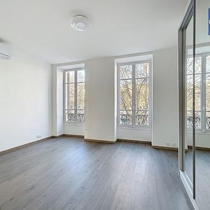 Property in Carre d'Argent