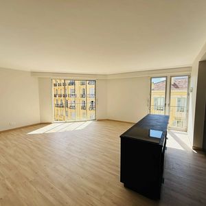 Property in Carre d'Argent