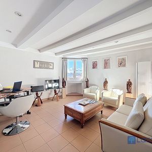 Property in Carre d'Argent