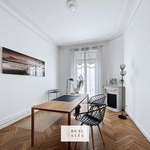 Property in Carre d'Argent