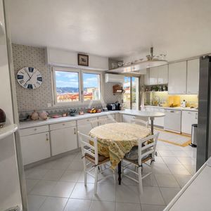 Property in Carre d'Argent