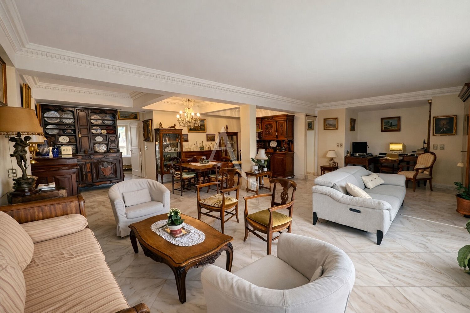 Property photo in Carre d'Argent