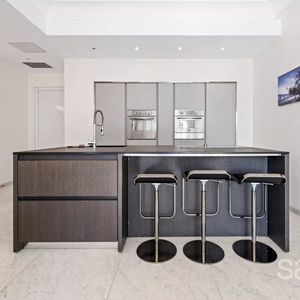 Property in Carre d'Argent