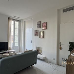 Property in Carre d'Argent