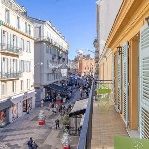 Property in Carre d'Argent