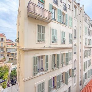 Property in Carre d'Argent