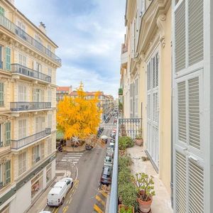 Property in Carre d'Argent