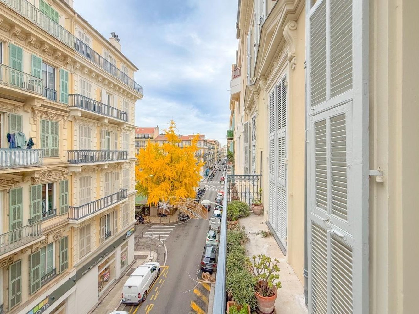 Property photo in Carre d'Argent