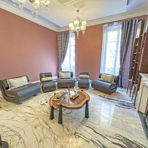 Property in Carre d'Argent