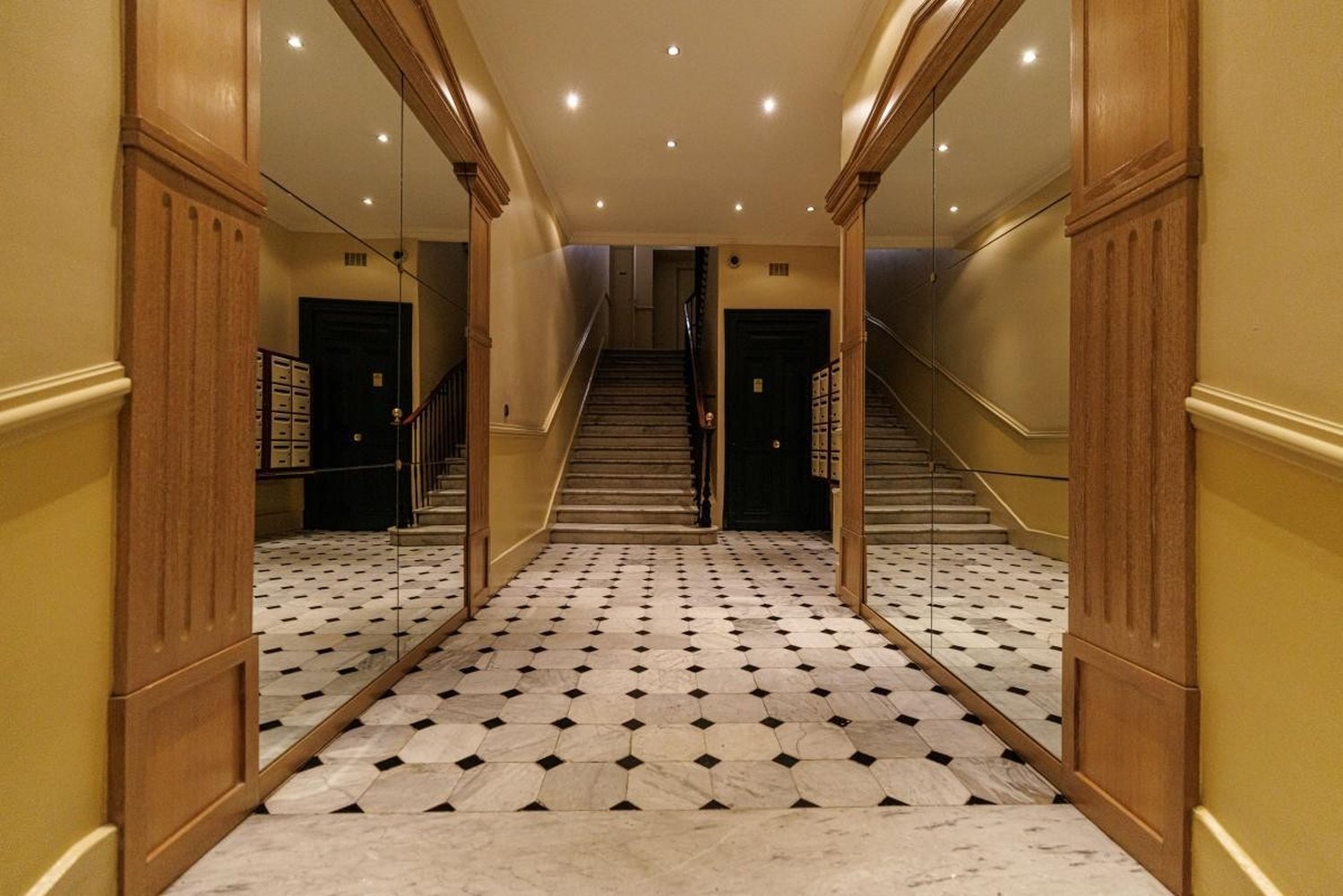 Property photo in Carre d'Argent