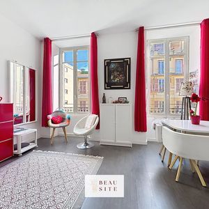 Property in Carre d'Argent