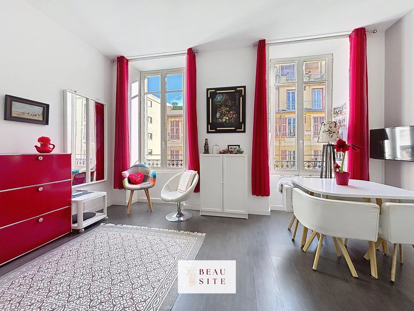 Property photo in Carre d'Argent