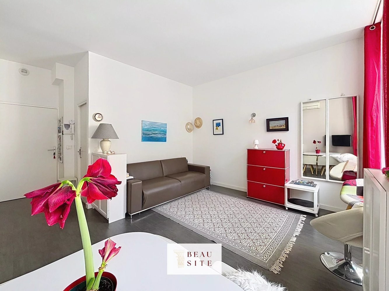 Property photo in Carre d'Argent