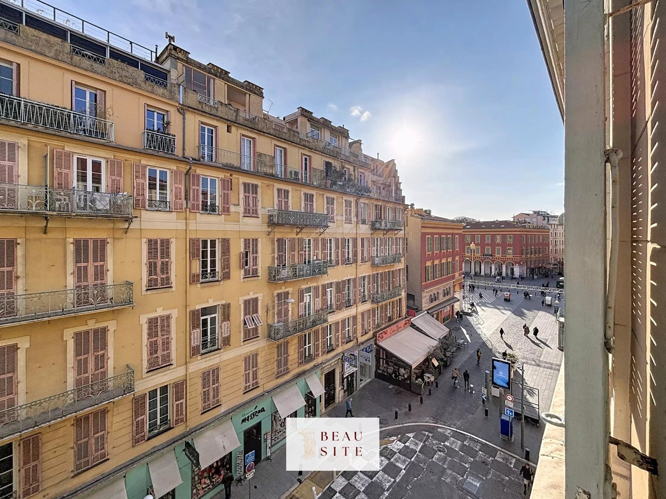 Property photo in Carre d'Argent