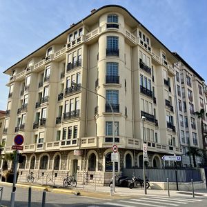 Property in Carre d'Argent