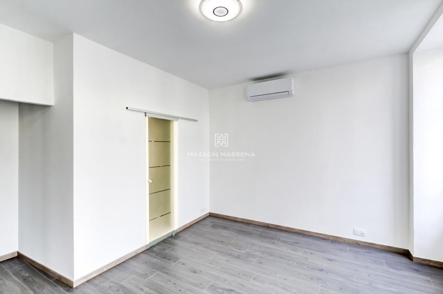 Property photo in Carre d'Argent