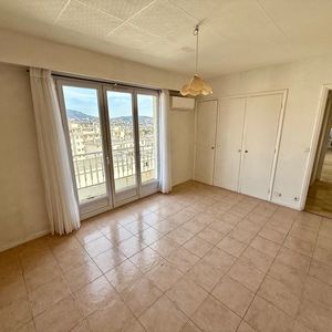 Property in Carre d'Argent