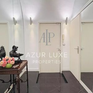 Property in Carre d'Argent