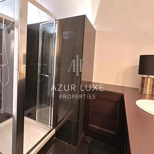 Property in Carre d'Argent